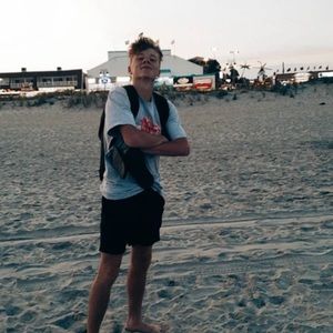 Meet your Posher, Alex